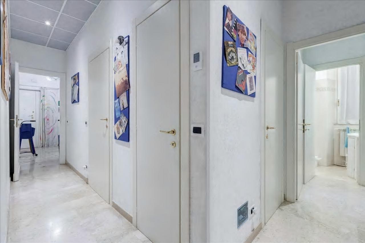 Holiday Jeans Apartment Roma Exterior foto